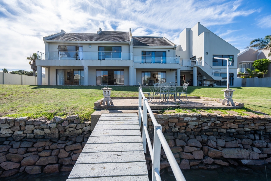 7 Bedroom Property for Sale in Royal Alfred Marina Eastern Cape